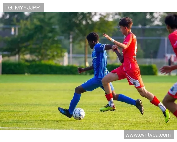 现代足球如何塑造全能型球员的角色与发展趋势分析