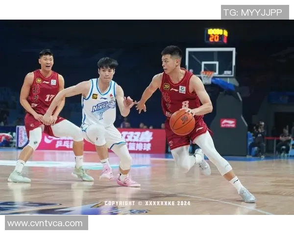 宁波队男篮在激烈赛事中展现实力成功取胜全场观众欢呼不已