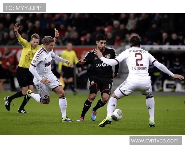 奥格斯堡主场逼平汉堡,保持领先优势不改变 奥格斯堡主场逼平汉堡,保持领先优势不改变