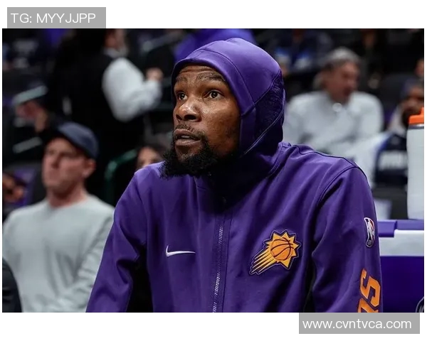 杜兰特加盟篮网后首秀砍下22分，球迷期待他带领球队冲击总冠军